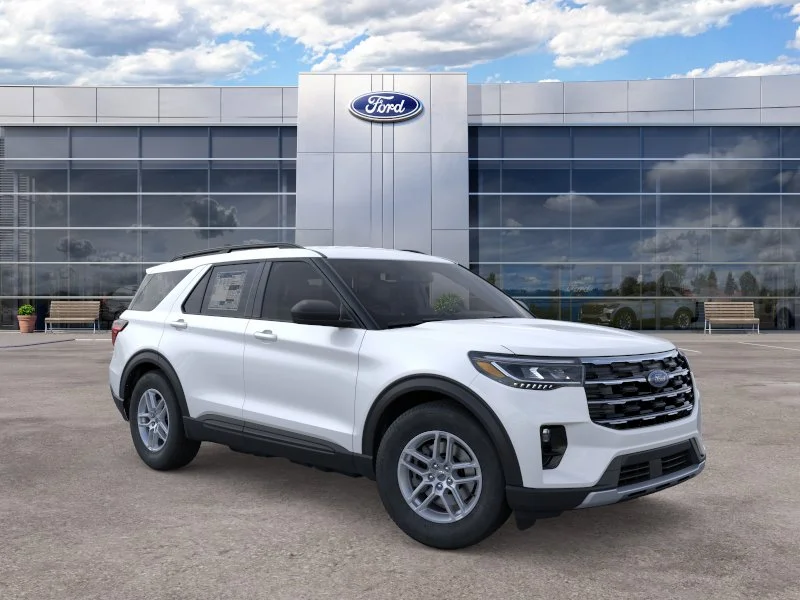 New 2026 Star White Metallic Tri-Coat Ford Active image 7