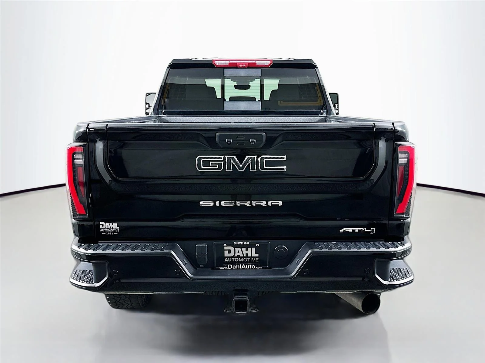 Used 2025 Onyx Black GMC AT4 image 12