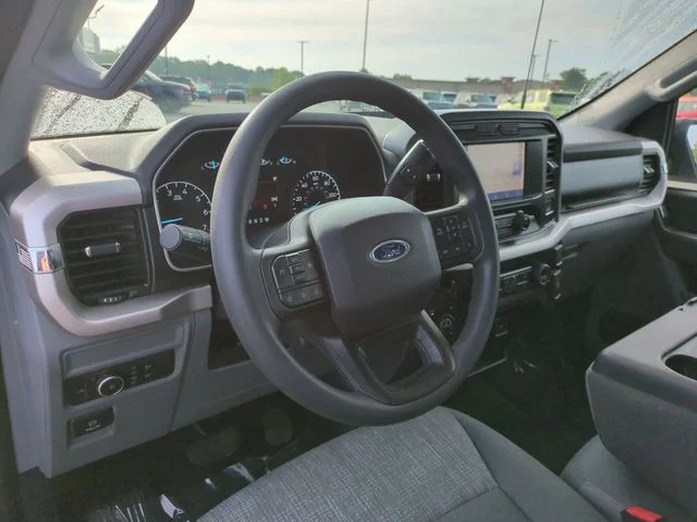 Used 2021 White Ford XLT image 15