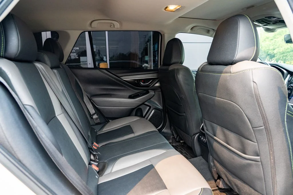 Used 2022 White Subaru Onyx Edition XT image 27