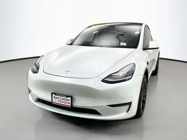 Used 2020 White Tesla Performance image 3