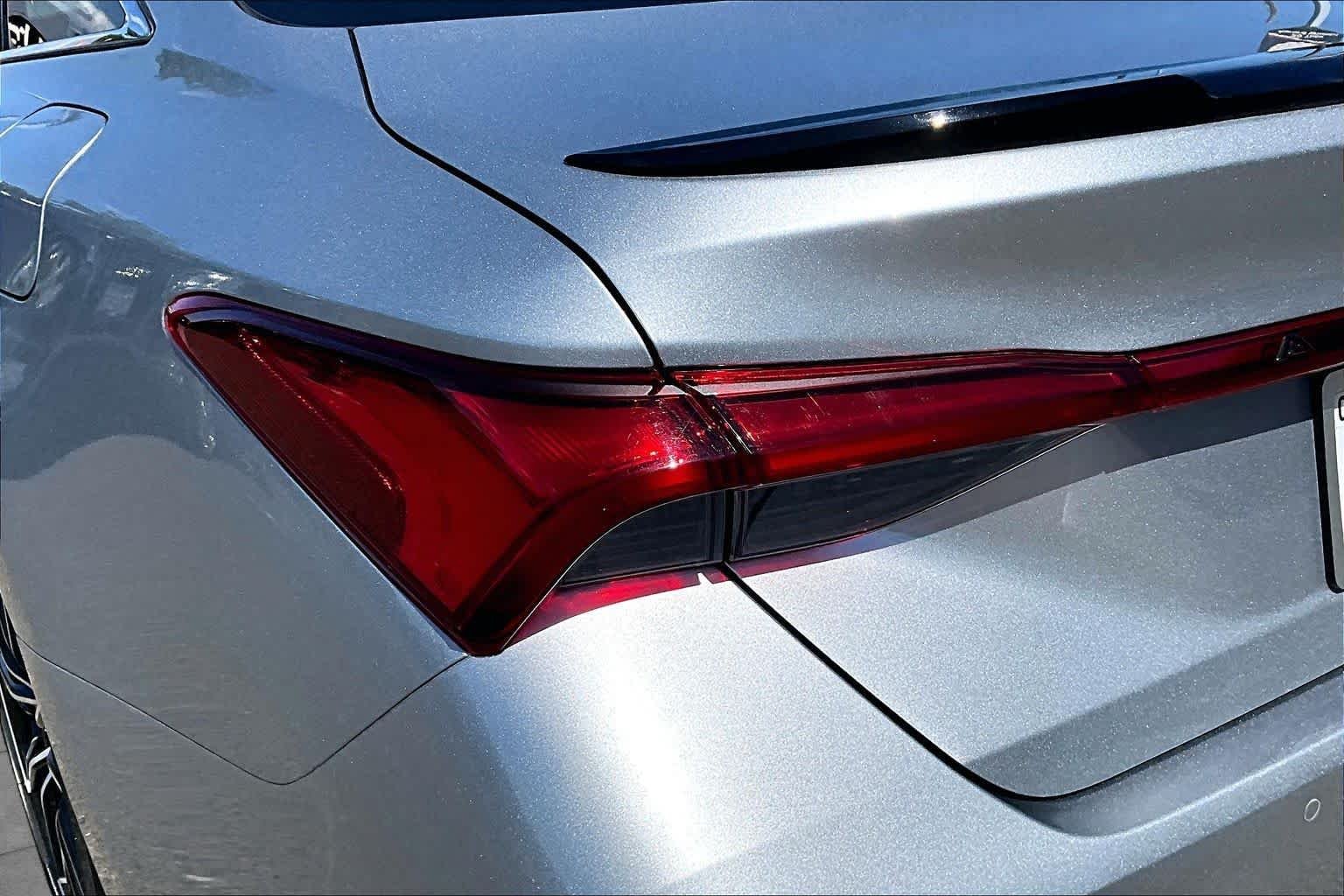 Used 2019 Celestial Silver Metallic Toyota Touring image 28