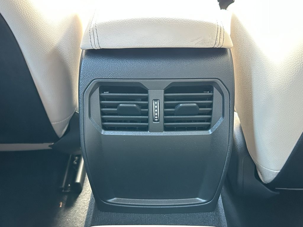 New 2026 Mineral White Metallic BMW 430i image 31