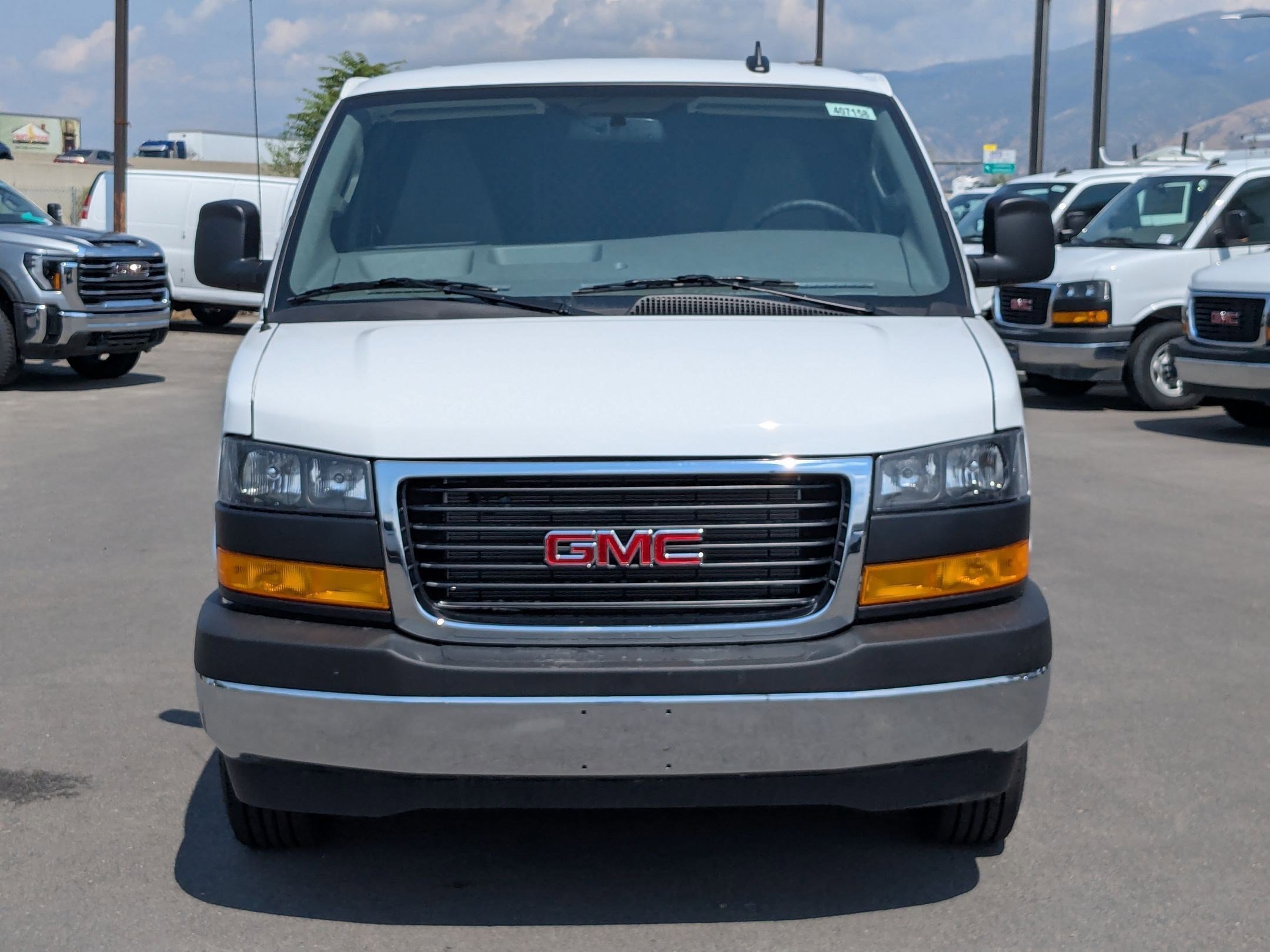 2025 GMC Savana Cargo Work Van - Photo 8