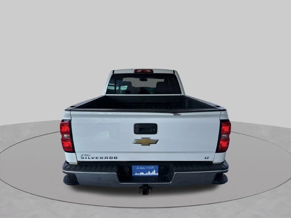Used 2017 SUMMIT WHITE Chevrolet LT image 8