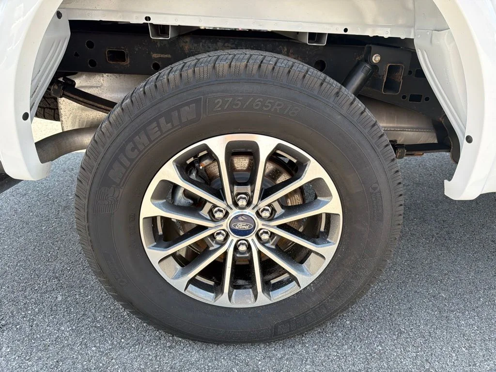 Used 2019 White Ford XLT image 13