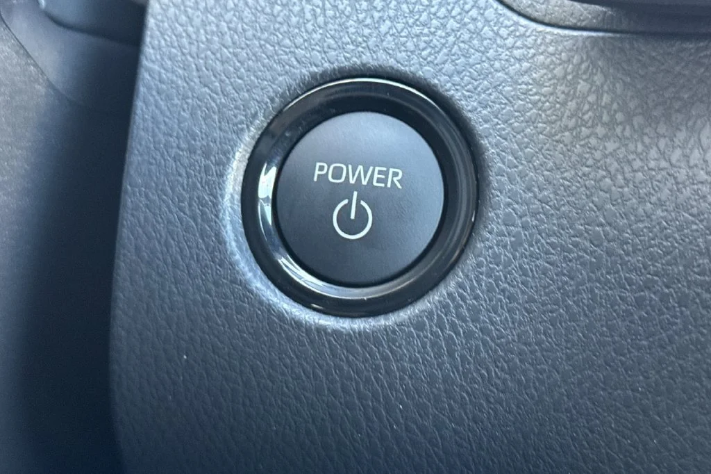 New 2026 Wind Chill Pearl Toyota XLE image 19