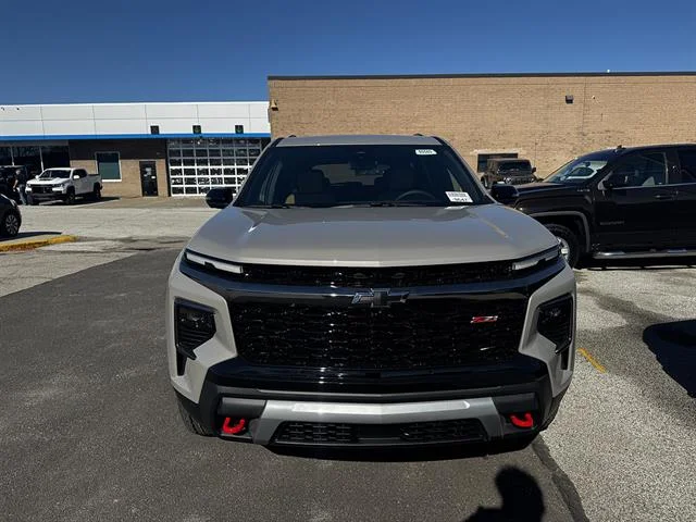 2027 Chevrolet Traverse Z71 - Photo 8