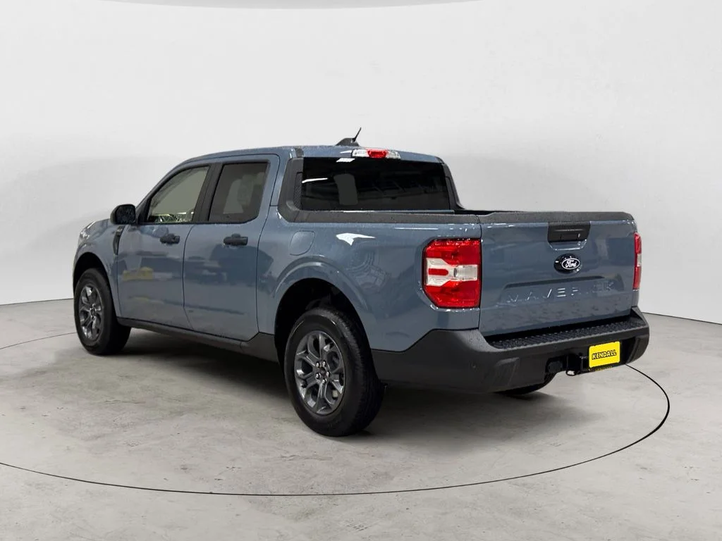 New 2026 Gray Ford XLT image 3
