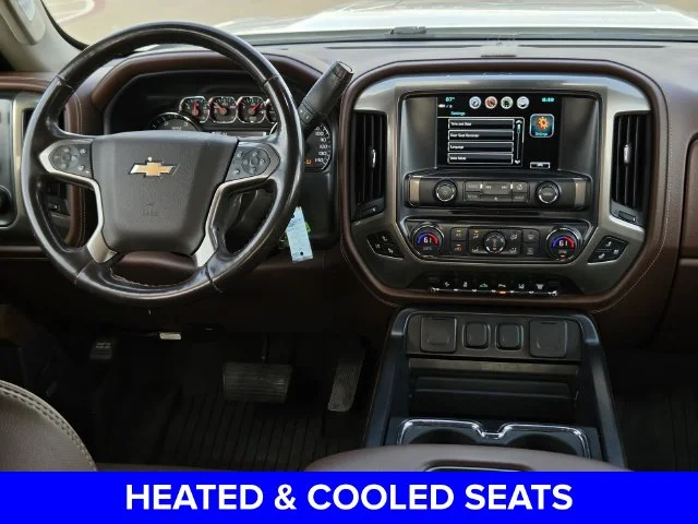 Used 2019 Iridescent Pearl Tricoat Chevrolet High Country image 5