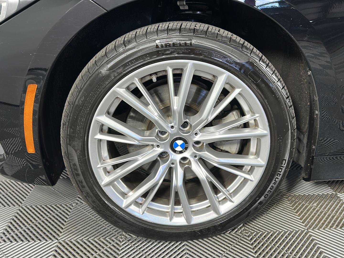 Used 2023 Jet Black BMW 330i xDrive image 6