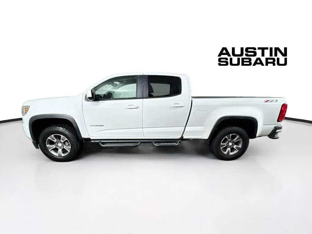 Used 2015 White Chevrolet Z71 image 4