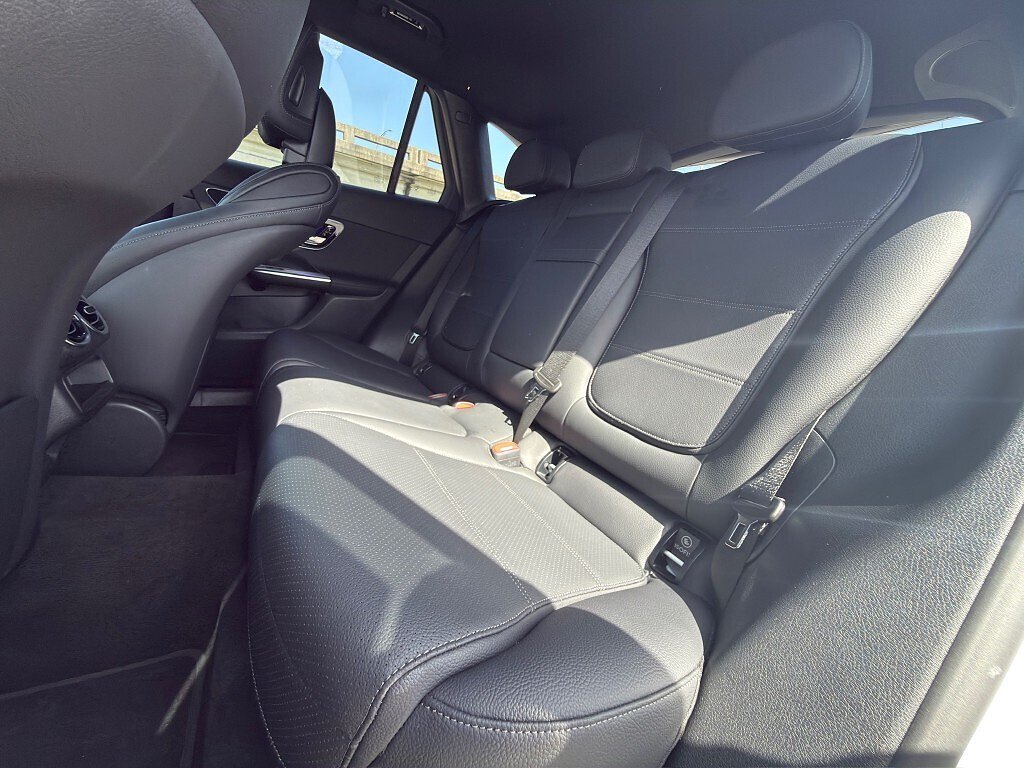 2025 Mercedes-Benz GLC Base - Photo 12