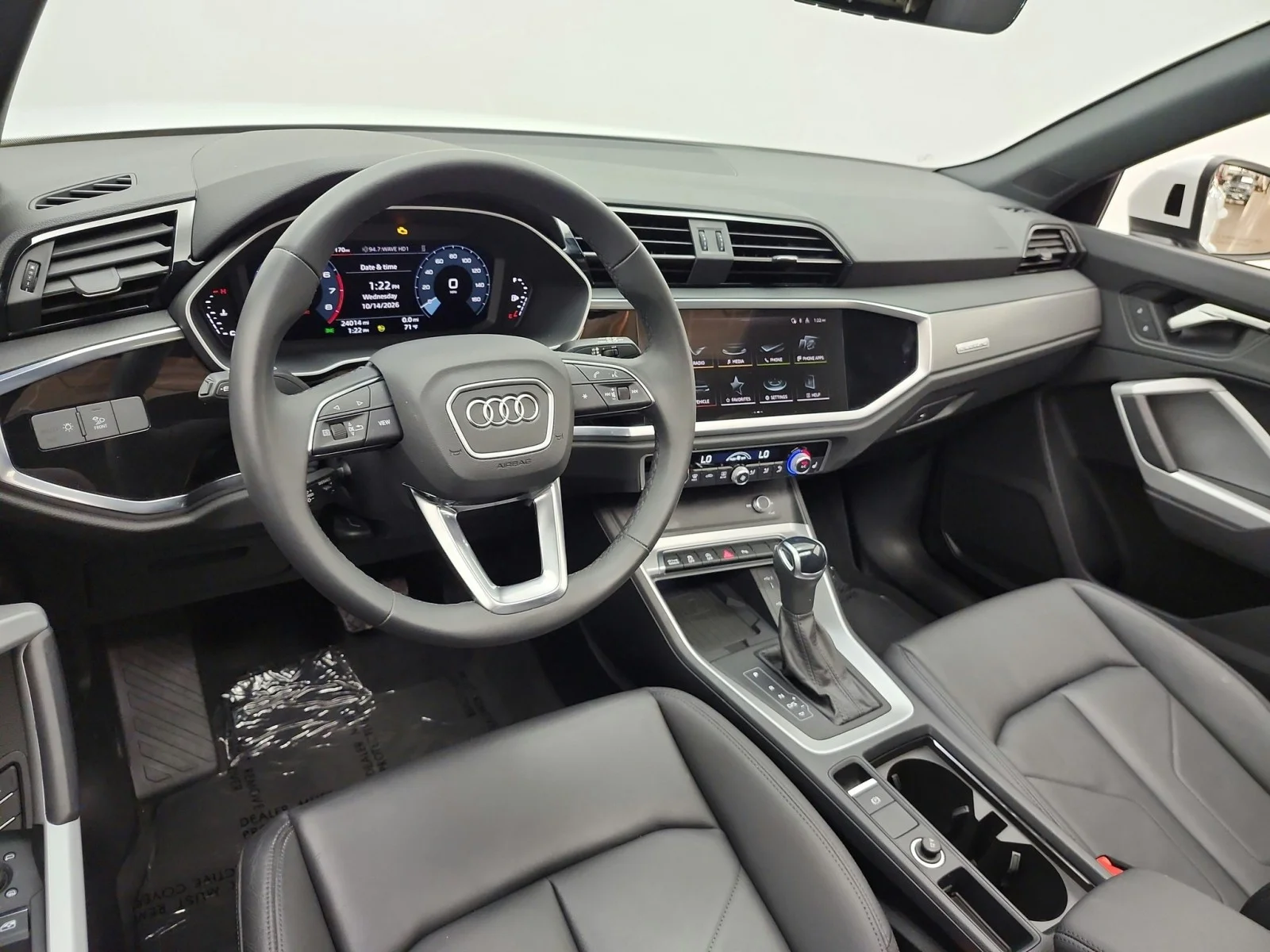 Used 2024 Arkona White Audi Premium 40 TFSI quattro image 14