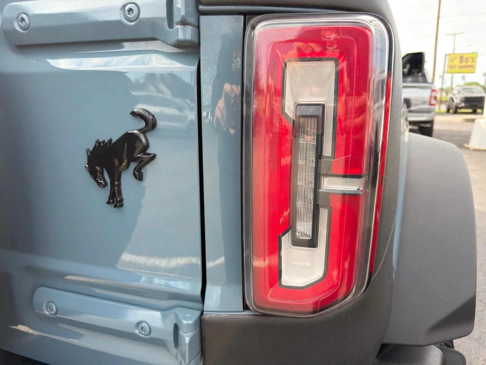 Used 2022  Ford Wildtrak image 11