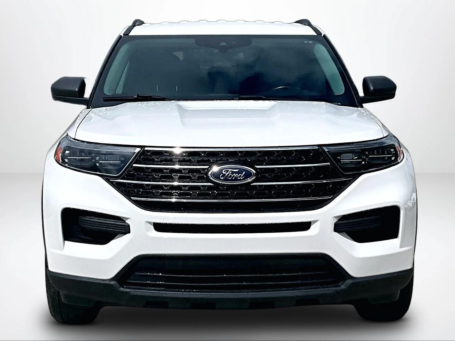 Used 2022 White Ford XLT image 4