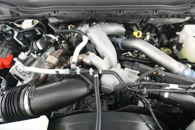 Used 2026 Oxford White Ford Lariat image 37