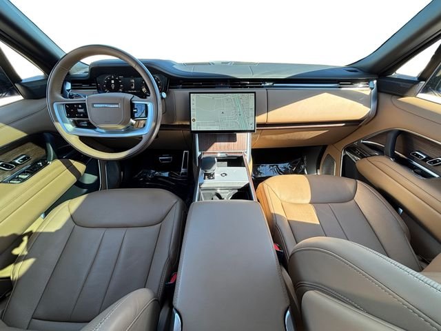 Certified Used 2025 Velocity Blue SV Bespoke Ultra Gloss Land Rover Autobiography image 12