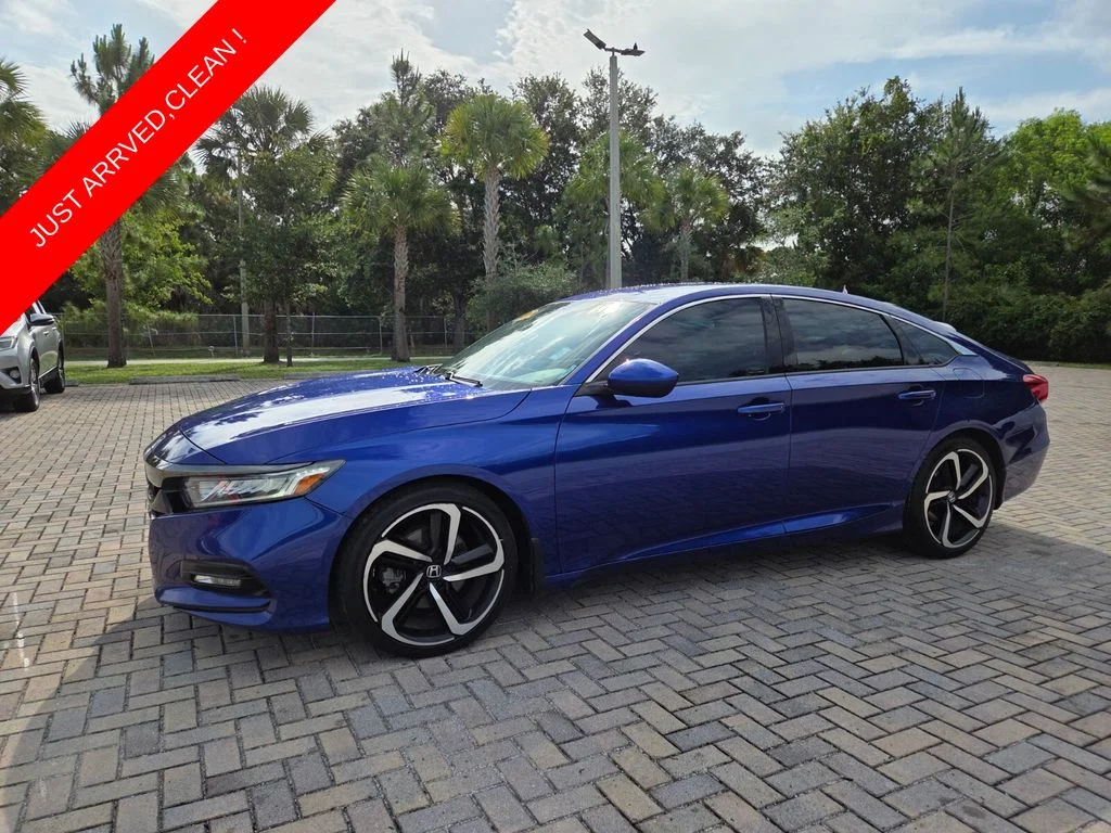 Used 2020 Blue Honda Sport image 3