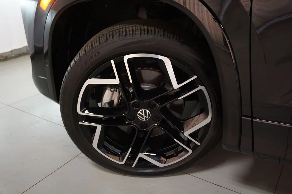 Certified Used 2025 Deep Black Pearl Volkswagen 2.0T SEL R-Line image 47
