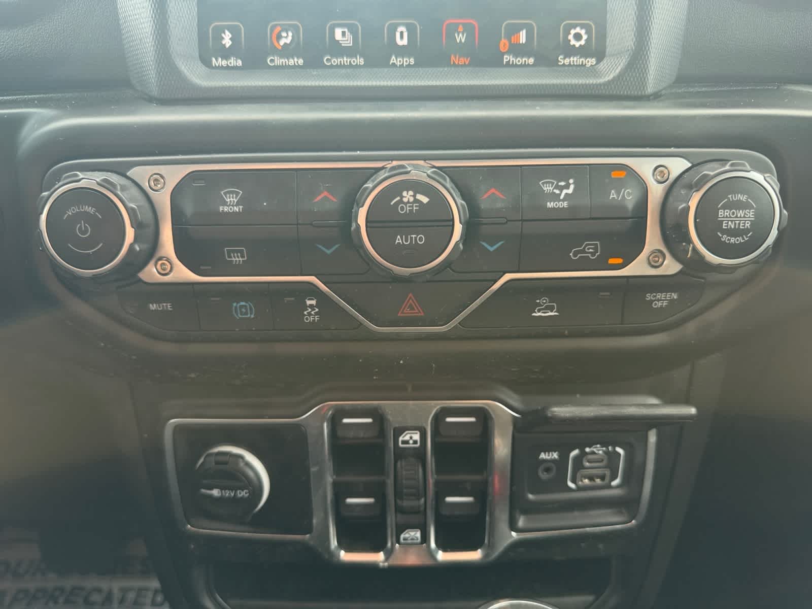 Used 2023 Black Clearcoat Jeep Sahara image 22