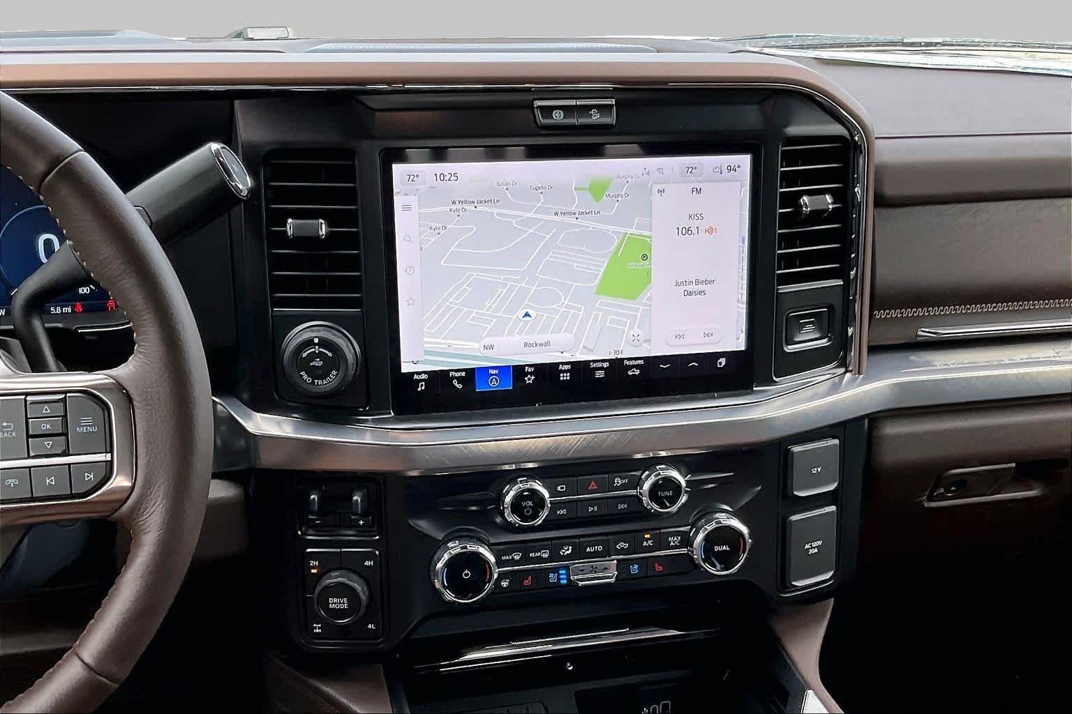 New 2026 Star White Metallic Tri-Coat Ford F-250® King Ranch® image 13