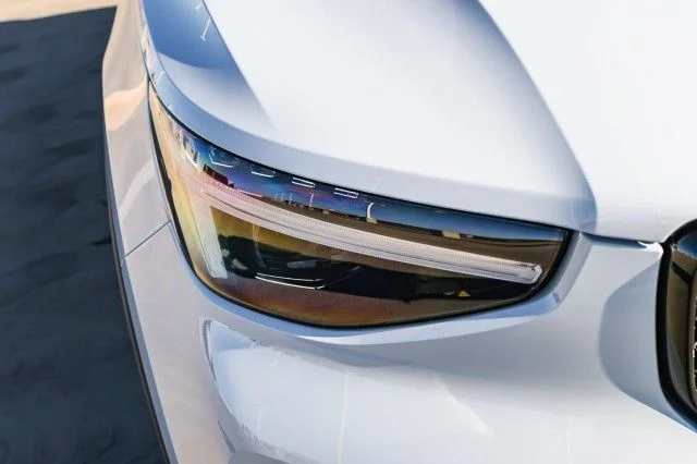 2026 Volvo XC40 Plus - Photo 11