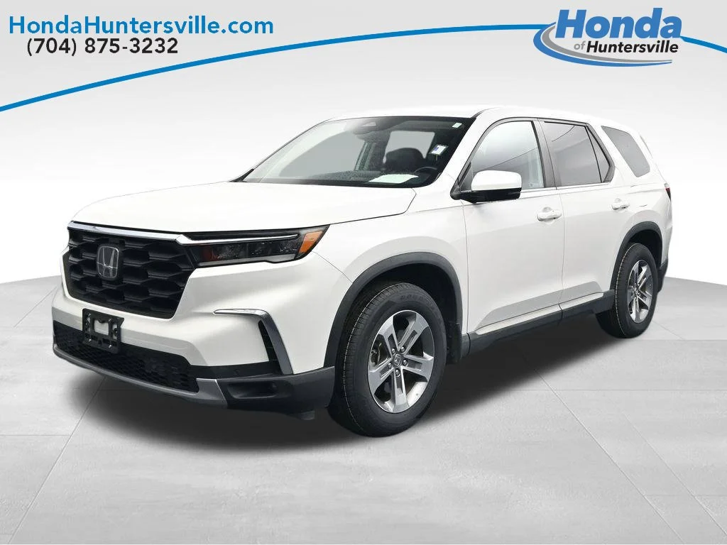 Used 2024 Platinum White Pearl Honda EX-L image 3