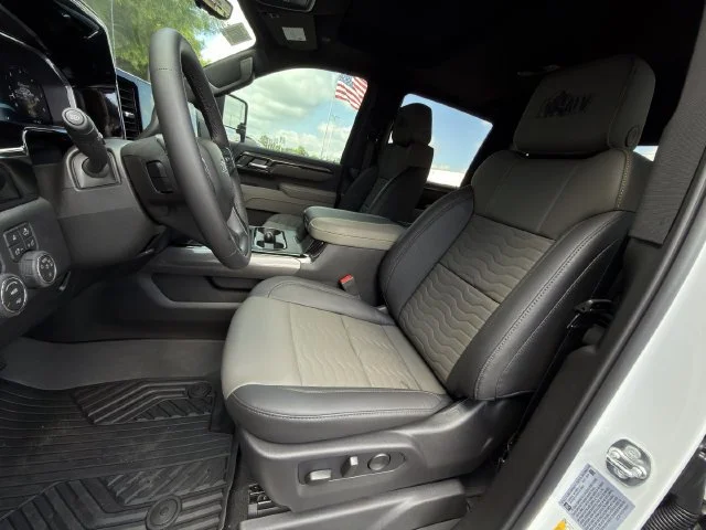 2026 Chevrolet Silverado 2500 HD ZR2 - Photo 19