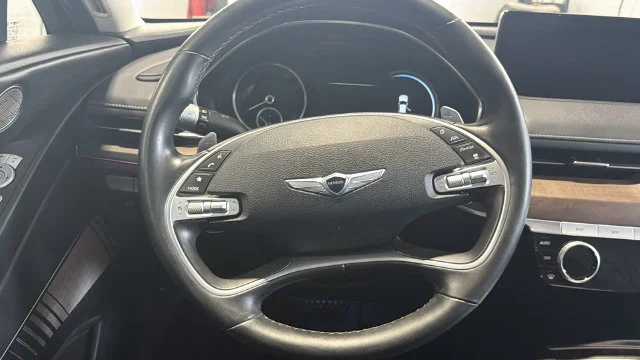 Used 2021 White Genesis 2.5T image 21