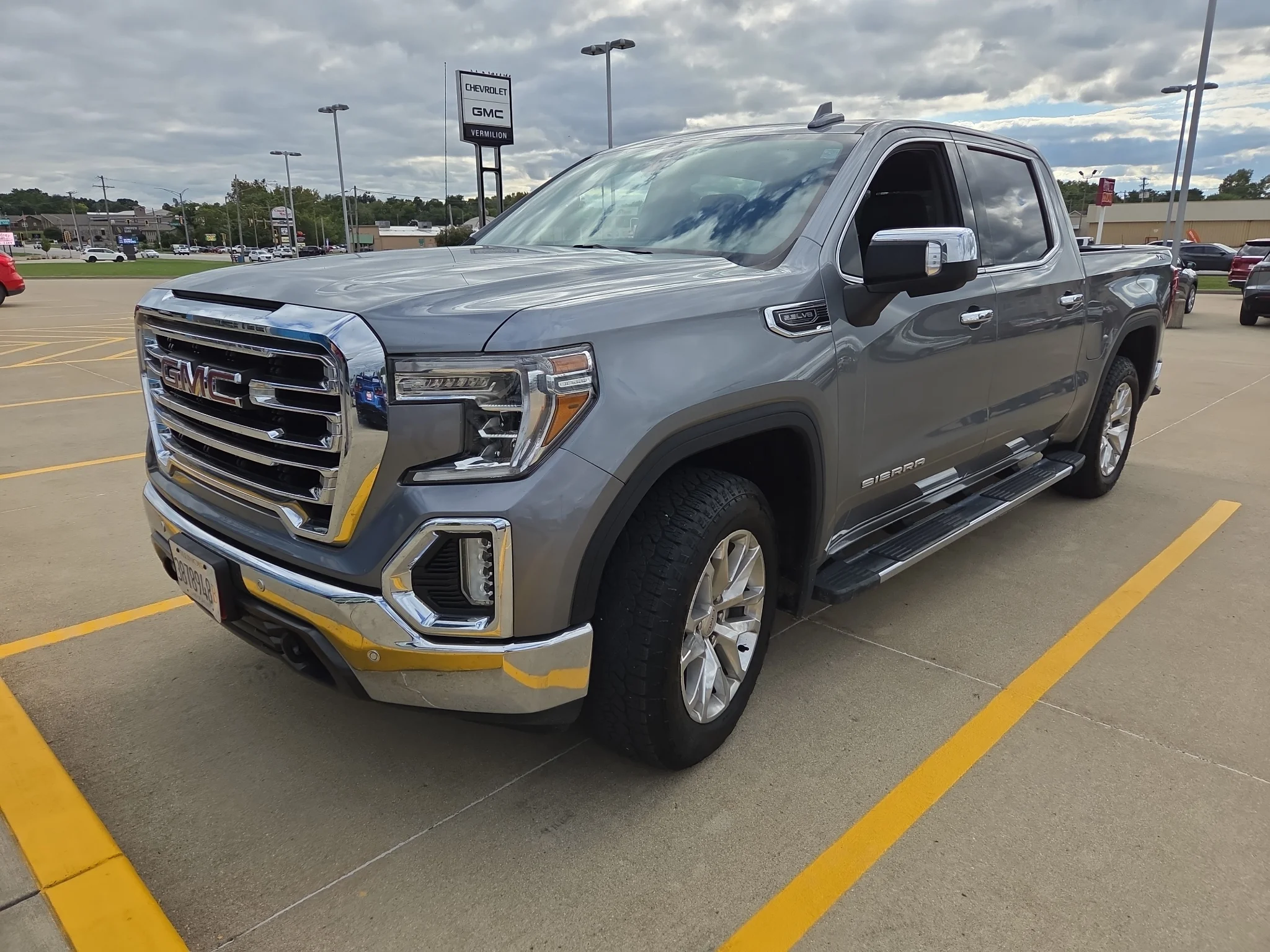Used 2019 Satin Steel Metallic GMC SLT image 1