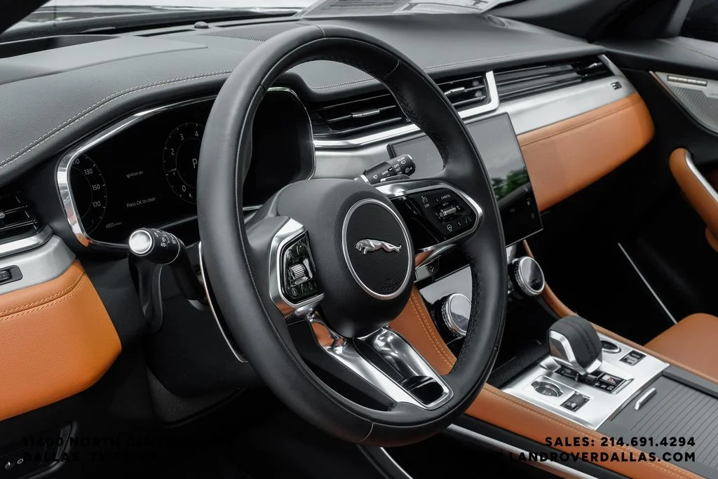 2026 Jaguar F-Pace R-Dynamic S - Photo 19