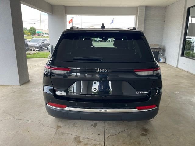 Used 2023 Black Jeep Laredo image 4