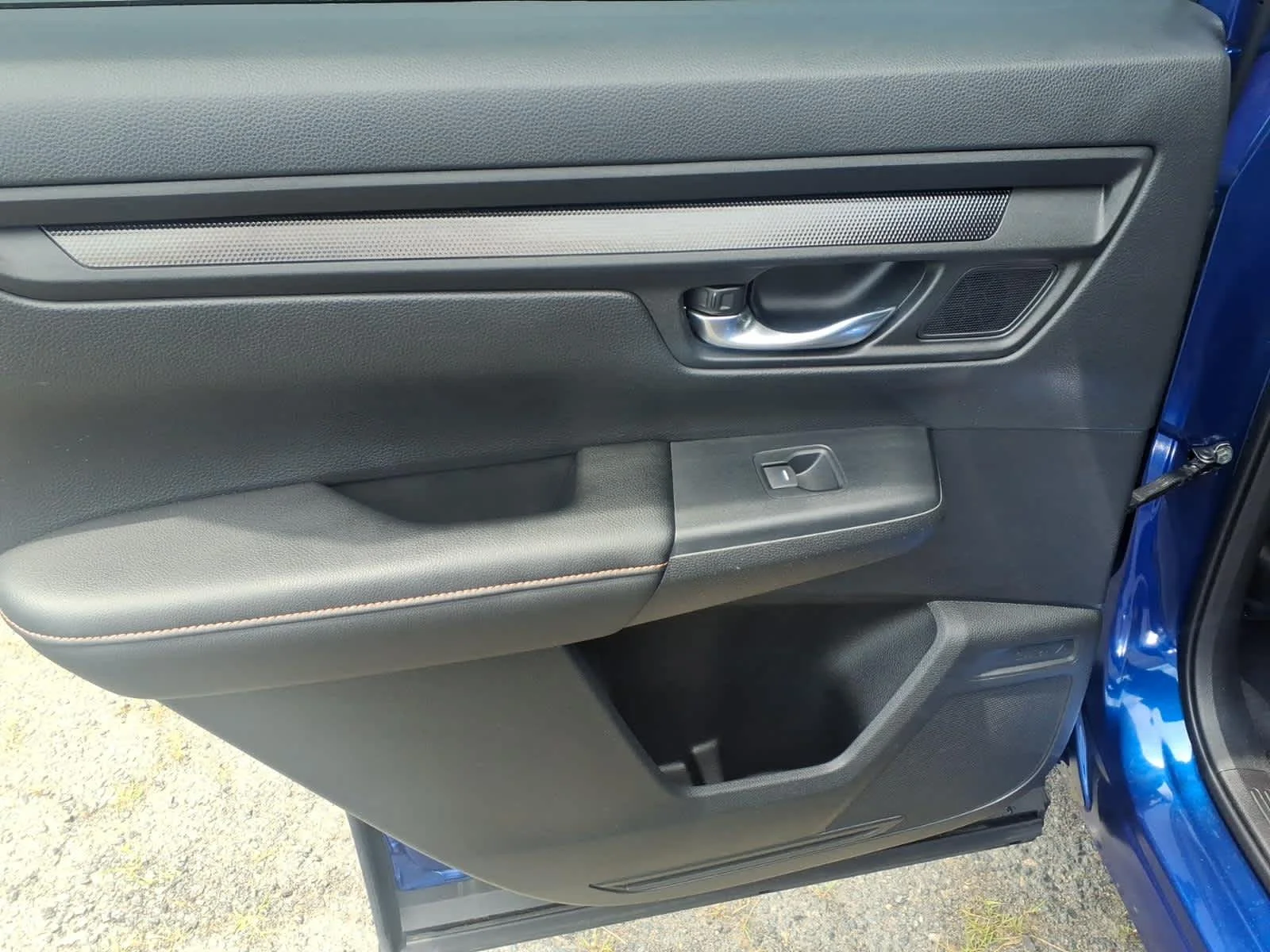 2025 Honda CR-V Sport-L - Photo 9