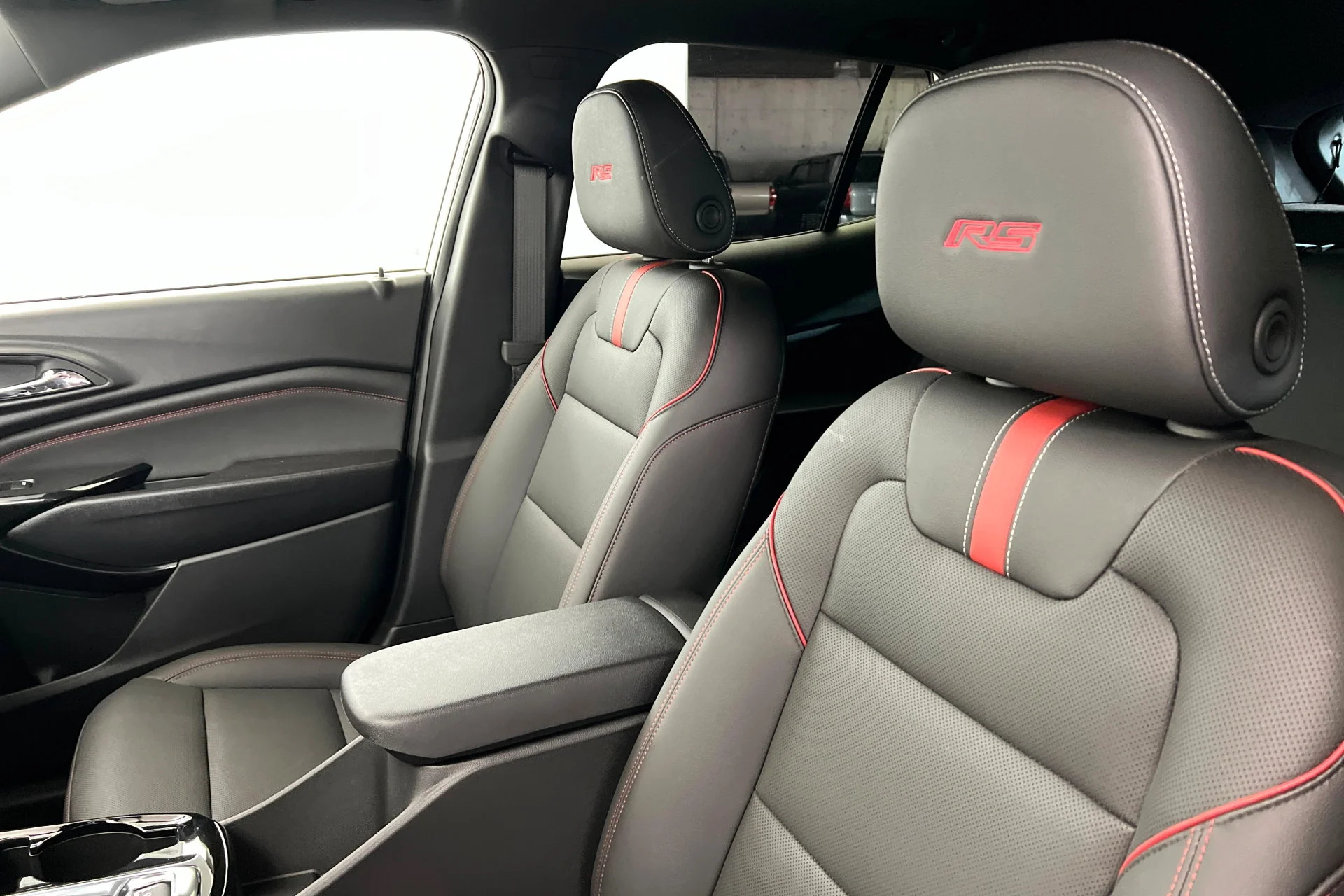 2026 Chevrolet Trax RS - Photo 16
