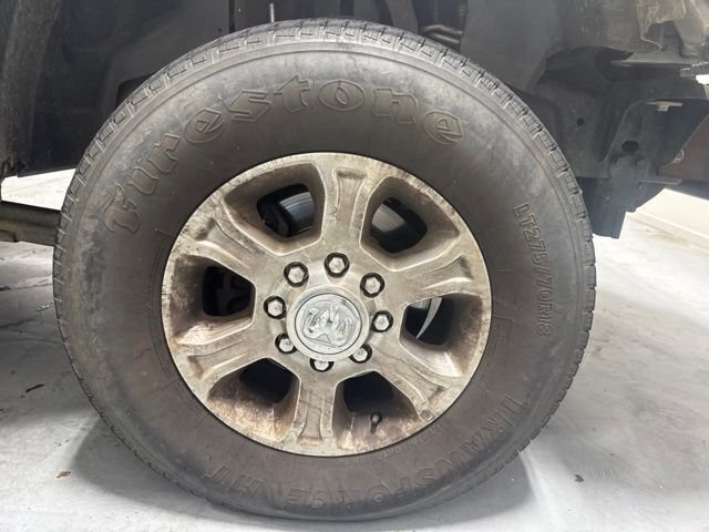 Used 2017 Silver Ram SLT image 4