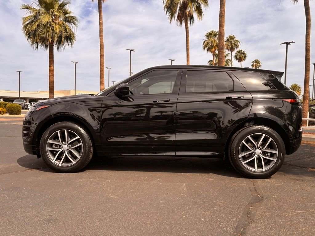 Certified Used 2024 Santorini Black Metallic Land Rover Dynamic image 3
