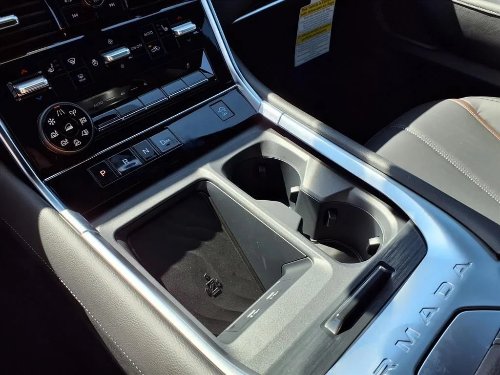 2026 Nissan Armada SL - Photo 8