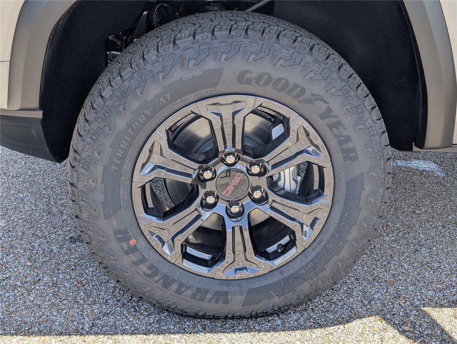 2025 GMC Canyon Elevation - Photo 10