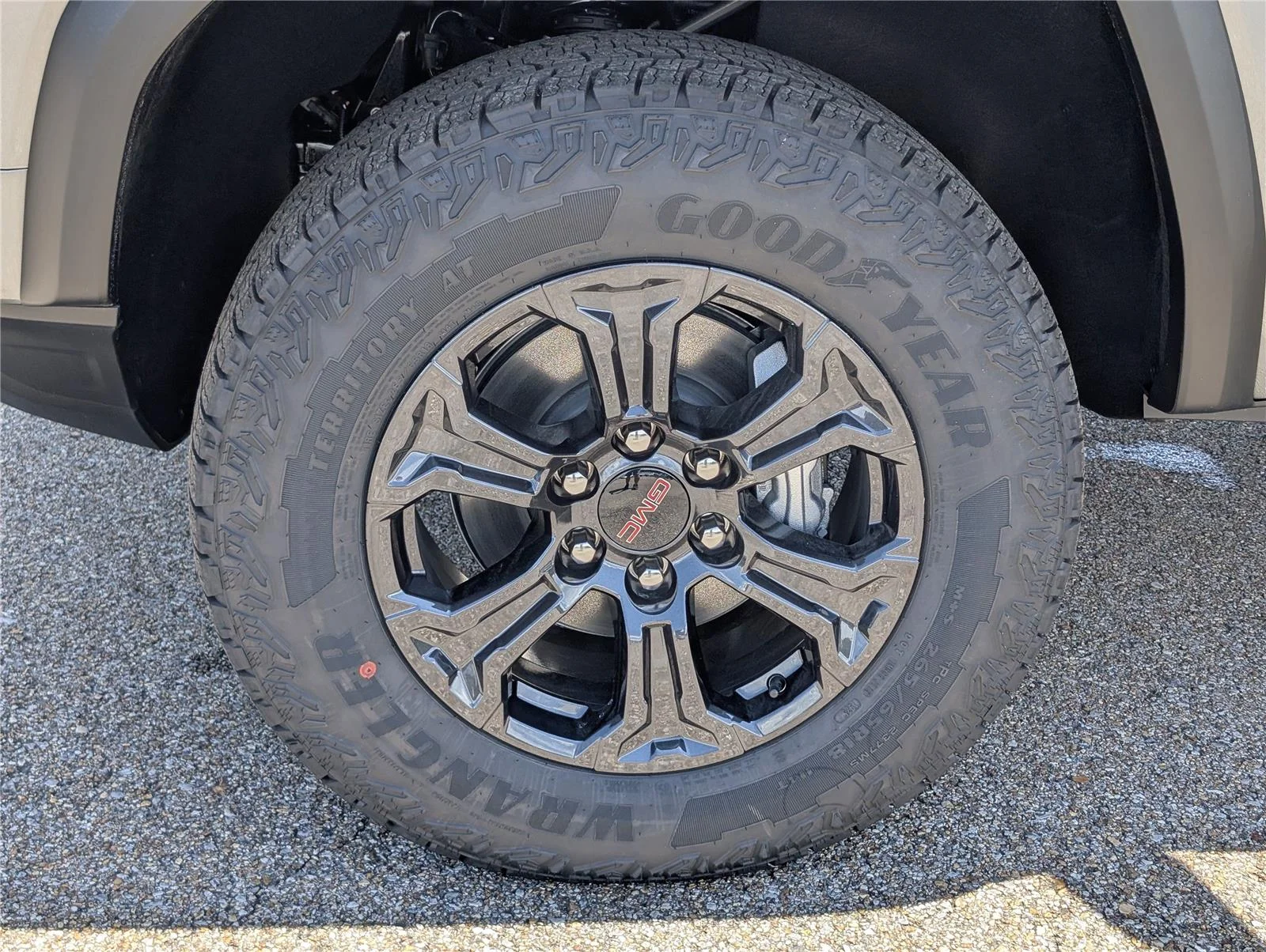 2025 GMC Canyon Elevation - Photo 10