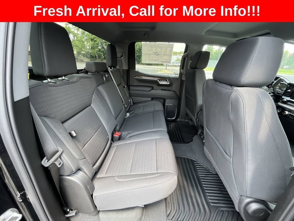 Certified Used 2024 Onyx Black GMC Elevation image 38