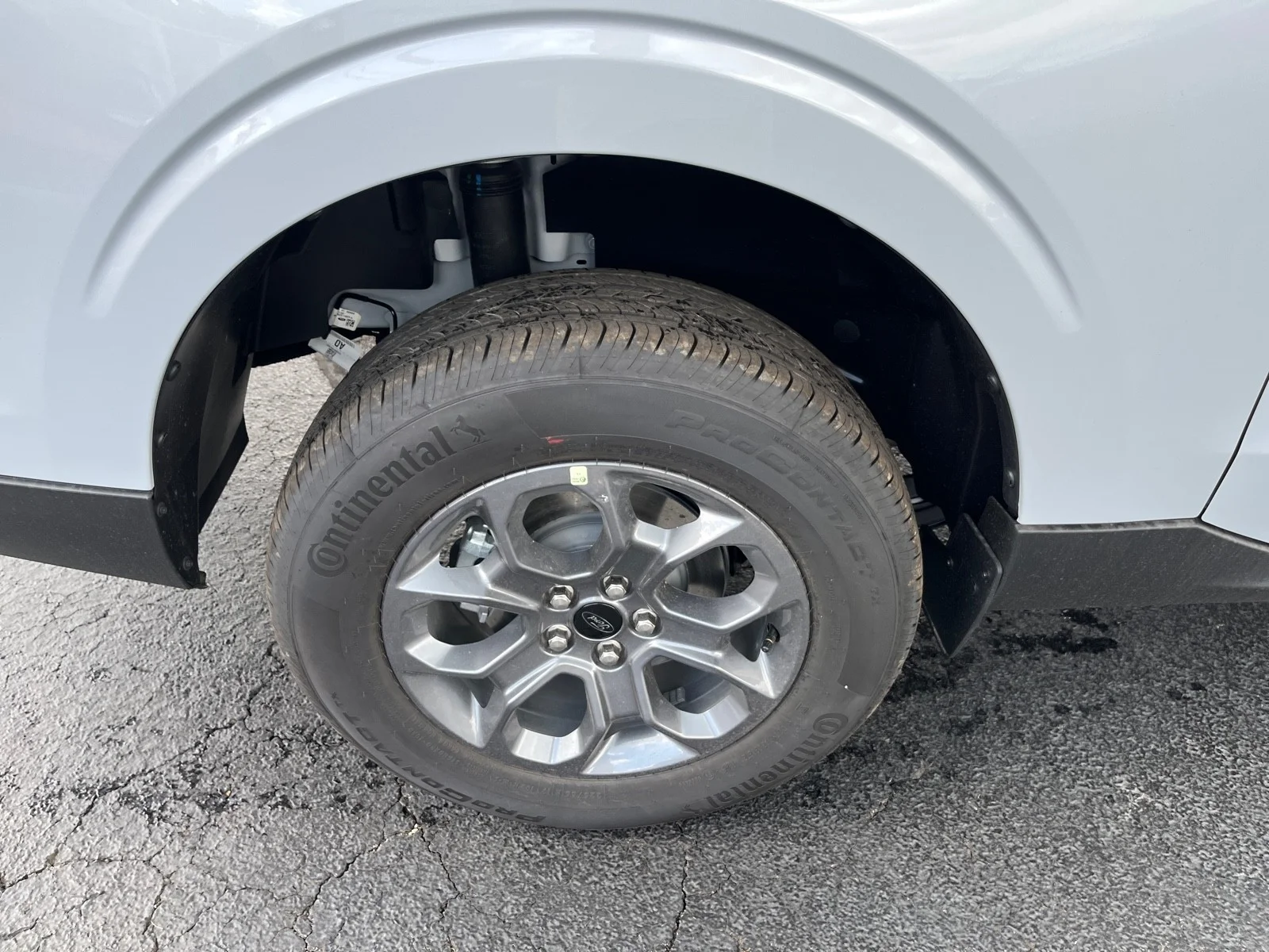 New 2026 Space White Metallic Ford XLT image 12