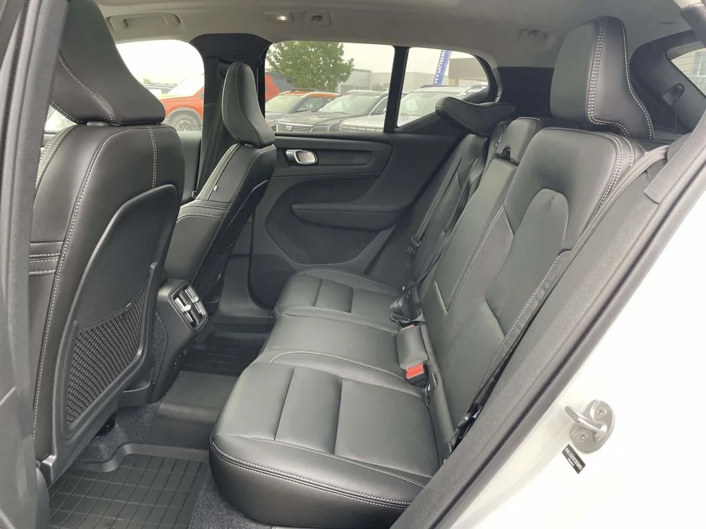 New 2026 Crystal White Volvo Plus image 3