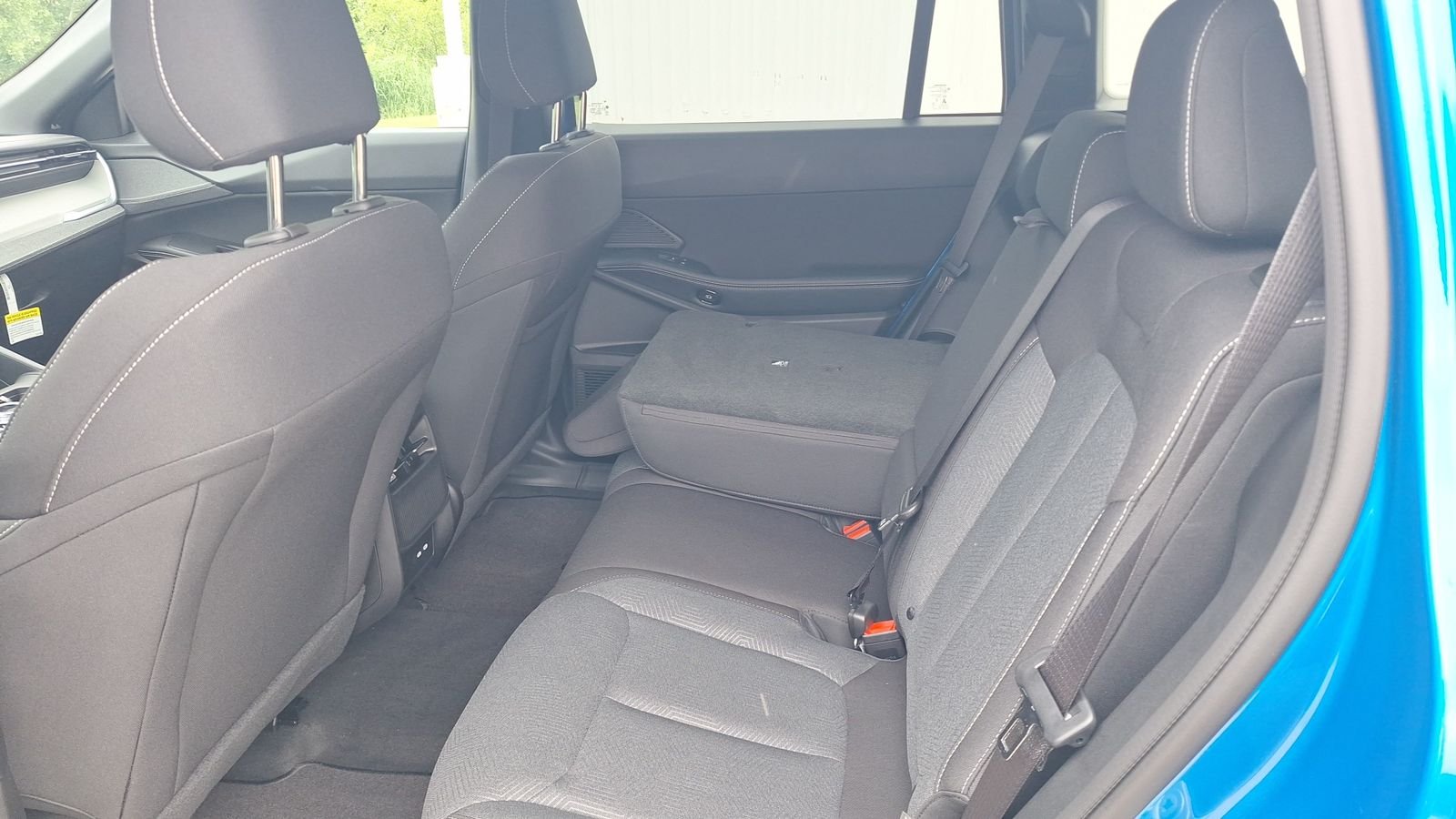 New 2026 Hydro Blue Pearlcoat Jeep Laredo image 11