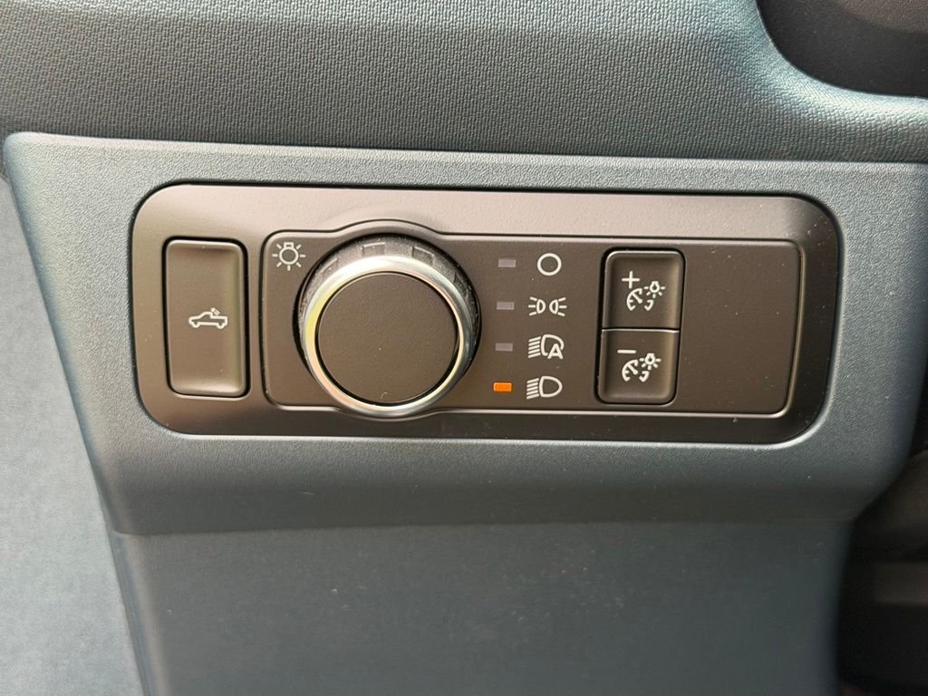 New 2026 Carbonized Gray Metallic Ford XL image 18