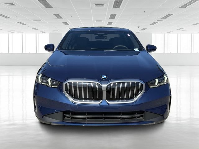 2026 Bmw 530i photo 2