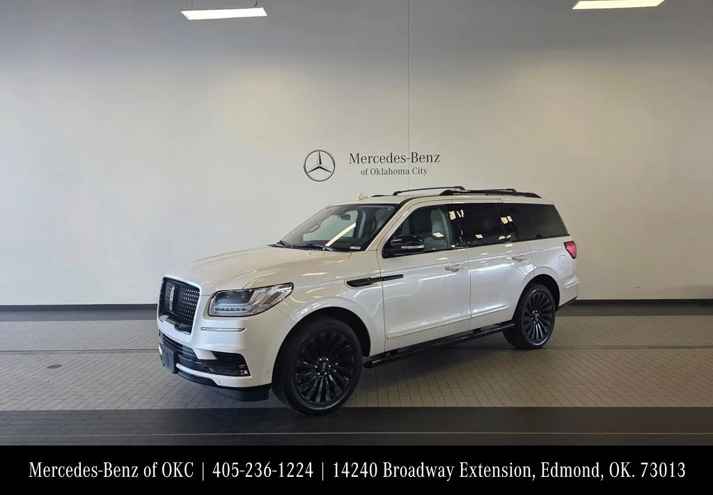Used 2019 White Lincoln Reserve image 1