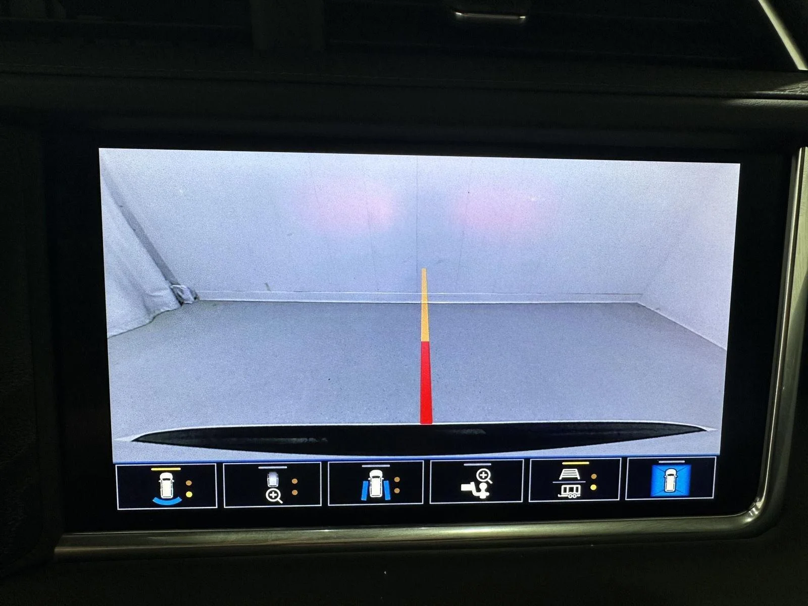 Used 2021 Summit White GMC Denali image 13