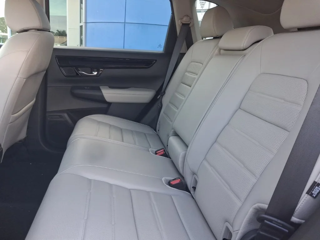 Used 2025 Red Honda EX-L image 23