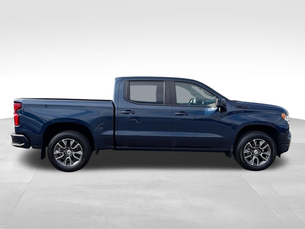 Used 2023 Blue Chevrolet RST image 9